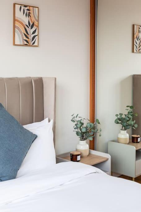 Modern Penthouse Apartment 2 Bed, 2 Bath Sleeps 6 City Centre Belfast Exterior foto