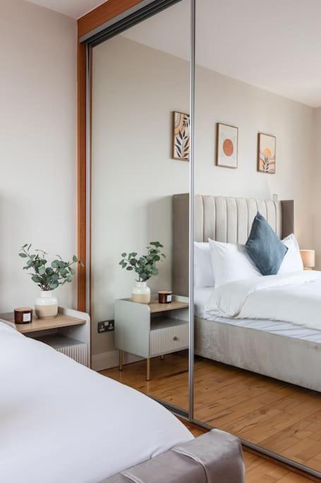 Modern Penthouse Apartment 2 Bed, 2 Bath Sleeps 6 City Centre Belfast Exterior foto